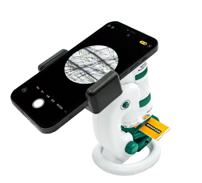Microscope connected to a smartphone 
